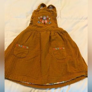 Mini Boden embroidered pinafore